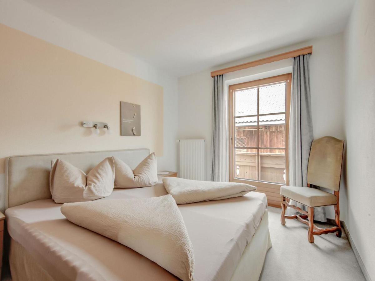 Attractive Apartment In Hainzenberg With Ski Room Eksteriør billede