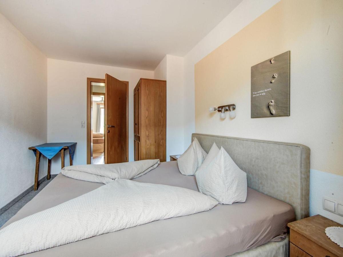 Attractive Apartment In Hainzenberg With Ski Room Eksteriør billede
